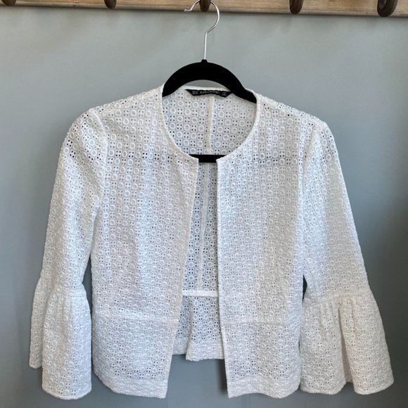 *NOT FOR SALE/SOLD* Zara cropped blazer (Size XS) Off-White - Picture 1 of 4